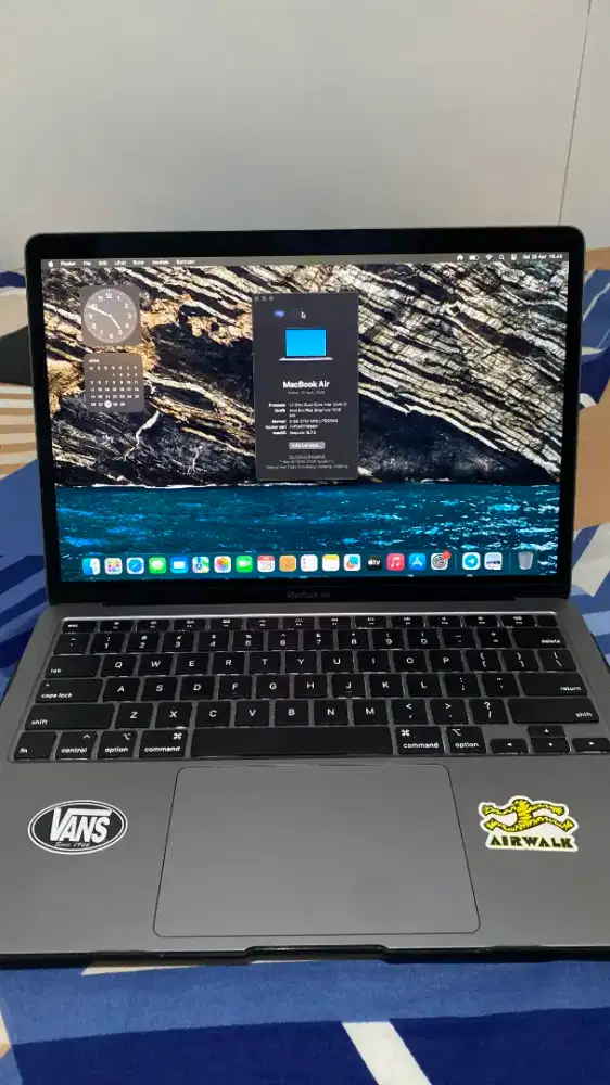 Jual Cepat Macbook Air Retina i3 2020