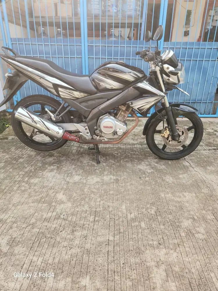 YAMAHA VIXION OLD TAHUN 2011 GURIH