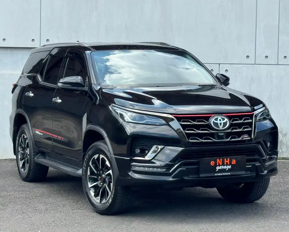 Dp 27JT.. Toyota FORTUNER VRZ TRDs 2.4 A/T 2021.. eNHa garage Semarang