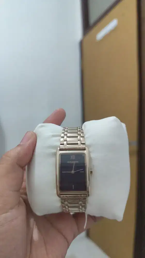 Jam tangan Olivia burton