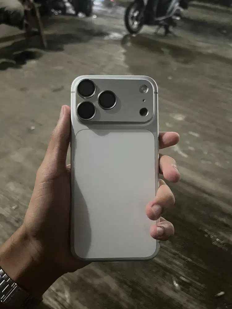 iphone 17 promax silver 256gb ibox