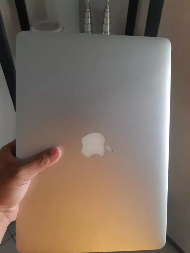JUAL MACBOOK AIR 2017