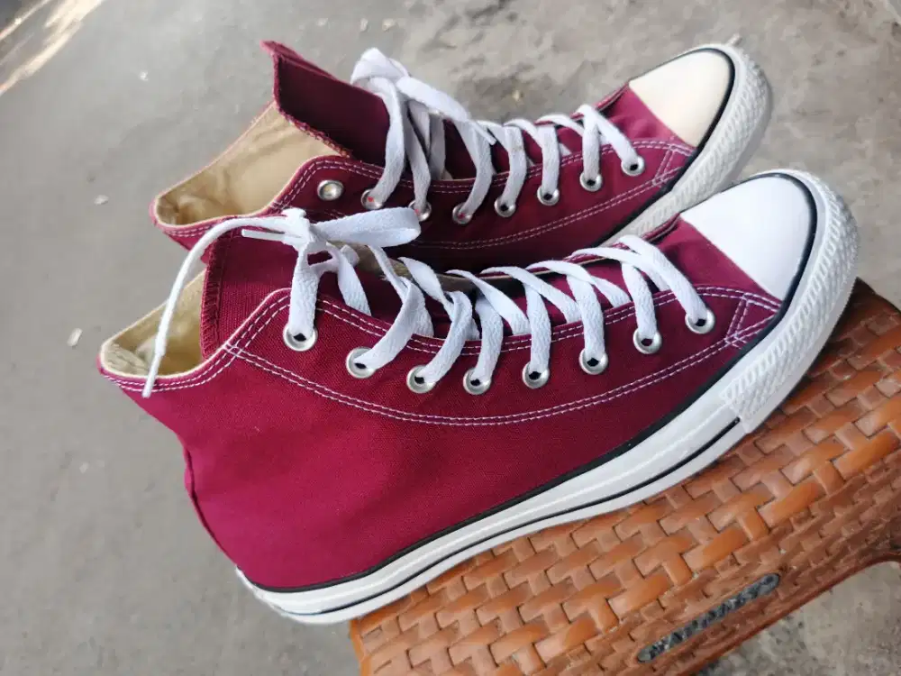 Jual sepatu Converse Chuck Taylor all Star original size 45 original
