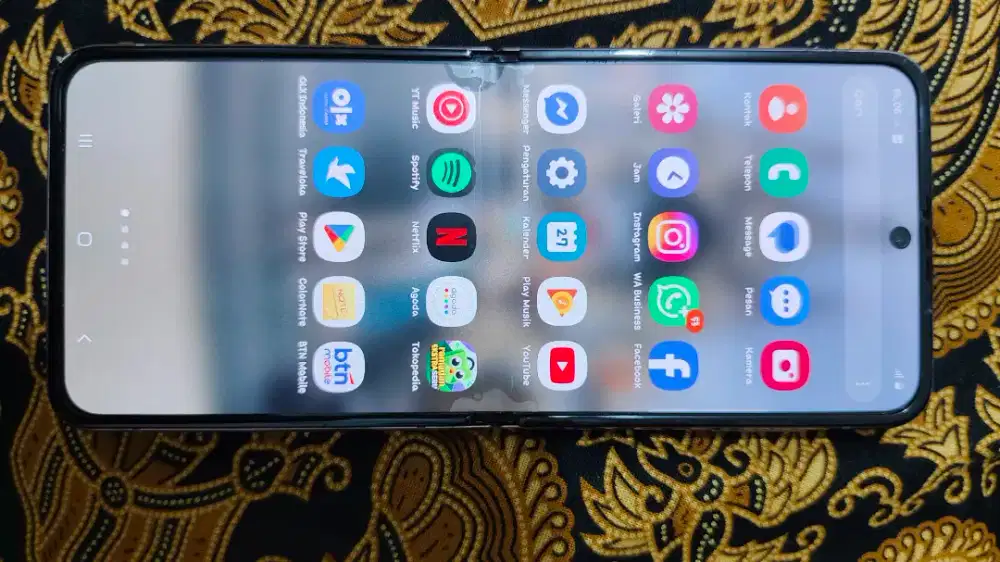 Dijual Samsung flip 4