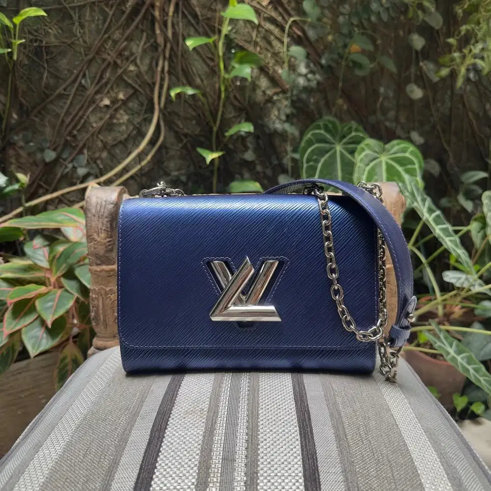 LV TWIST 2018 preloved bags