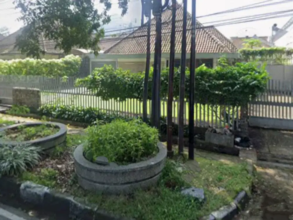 Rumah Murah Hitung Tanah Di Mainroad Cipaganti Kota Bandung
