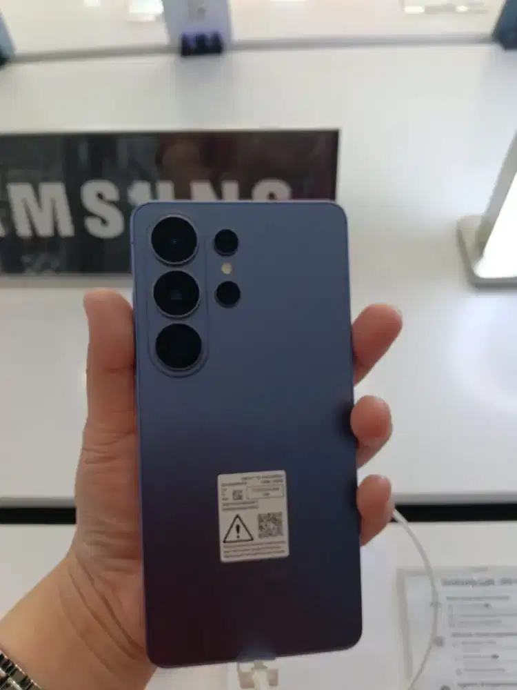Kredit handphone murah ITC Roxy mas Jakpus syarat KTP saja