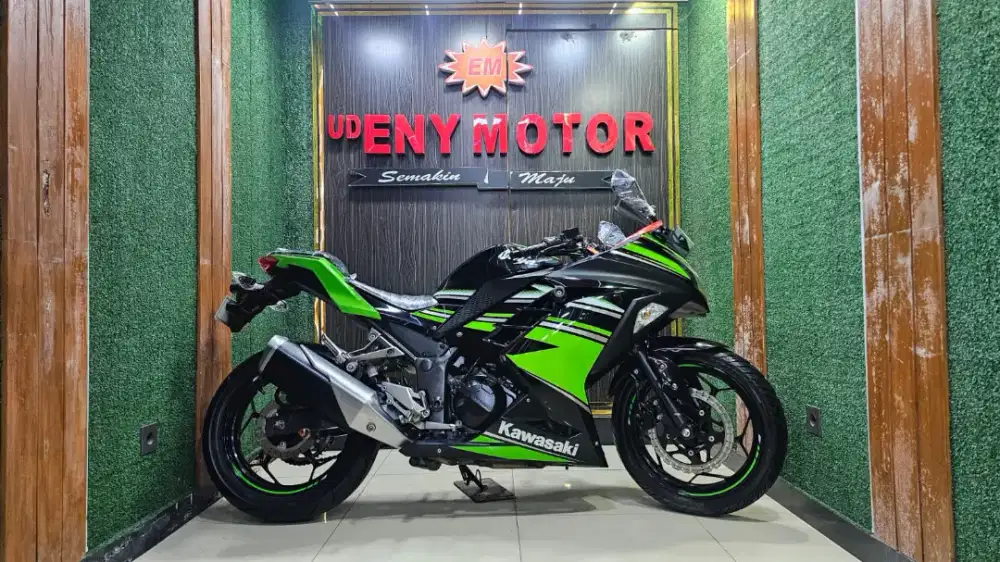 UD ENY MOTOR - Kawasaki Ninja 250 SE thn 2017 mulus