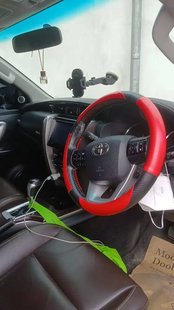 Di jual mobil pemakaian pribadi, fortuner vrz 2018