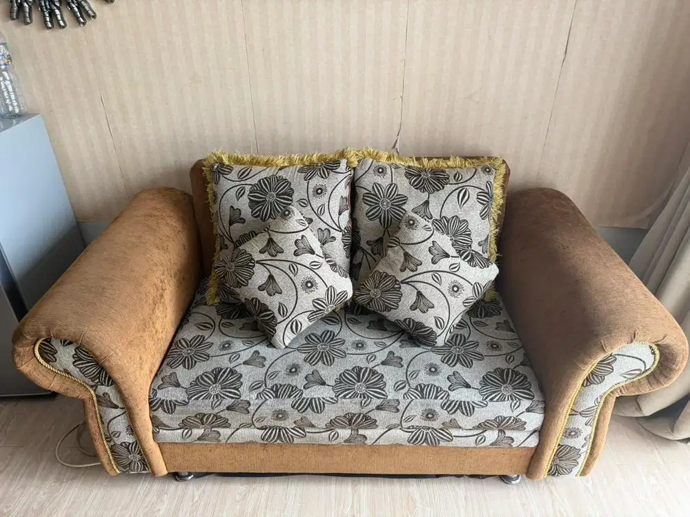 Sofa bekas murah seperti baru