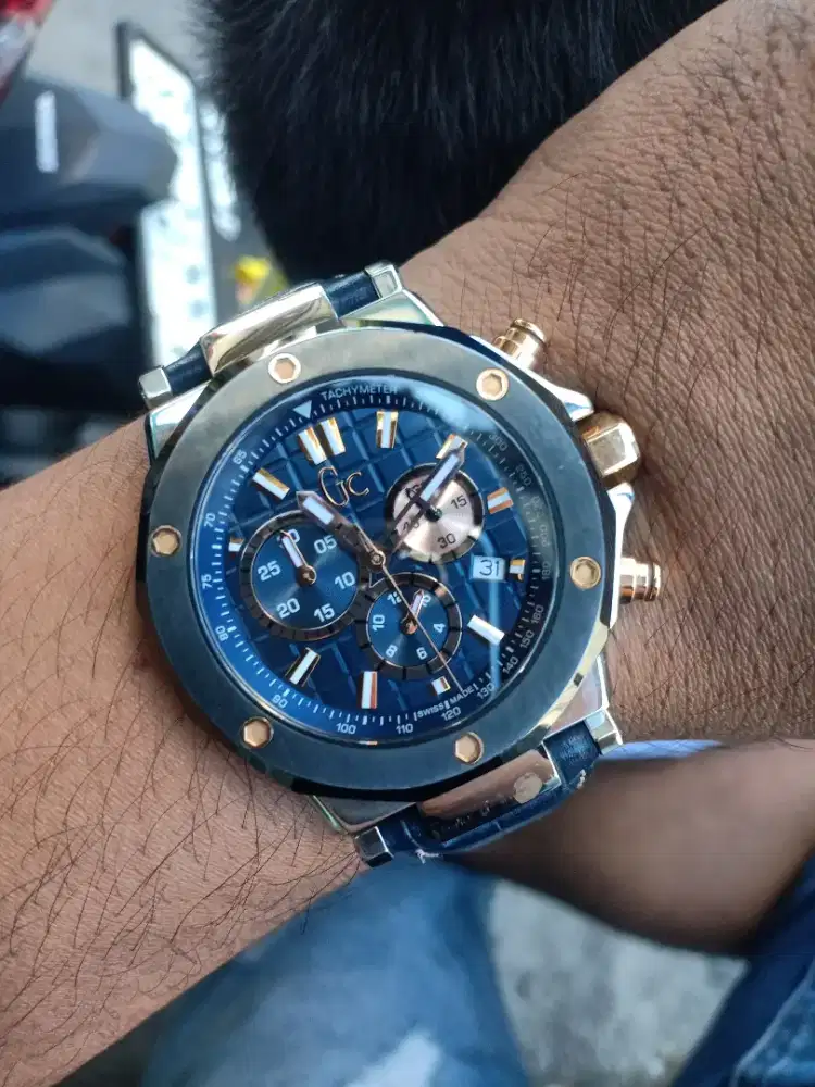guess colection original swiss ronda