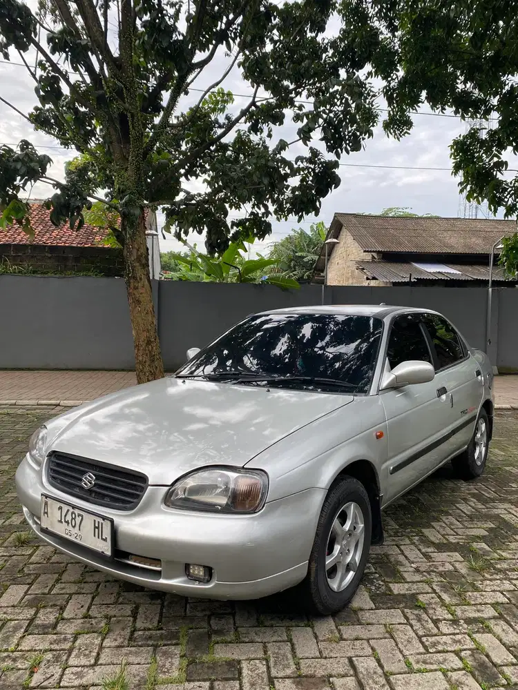 Suzuki Baleno 2000 Bensin