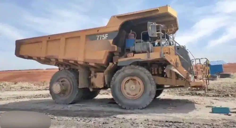 CAT 775F 2011 & 2012 di Palembang