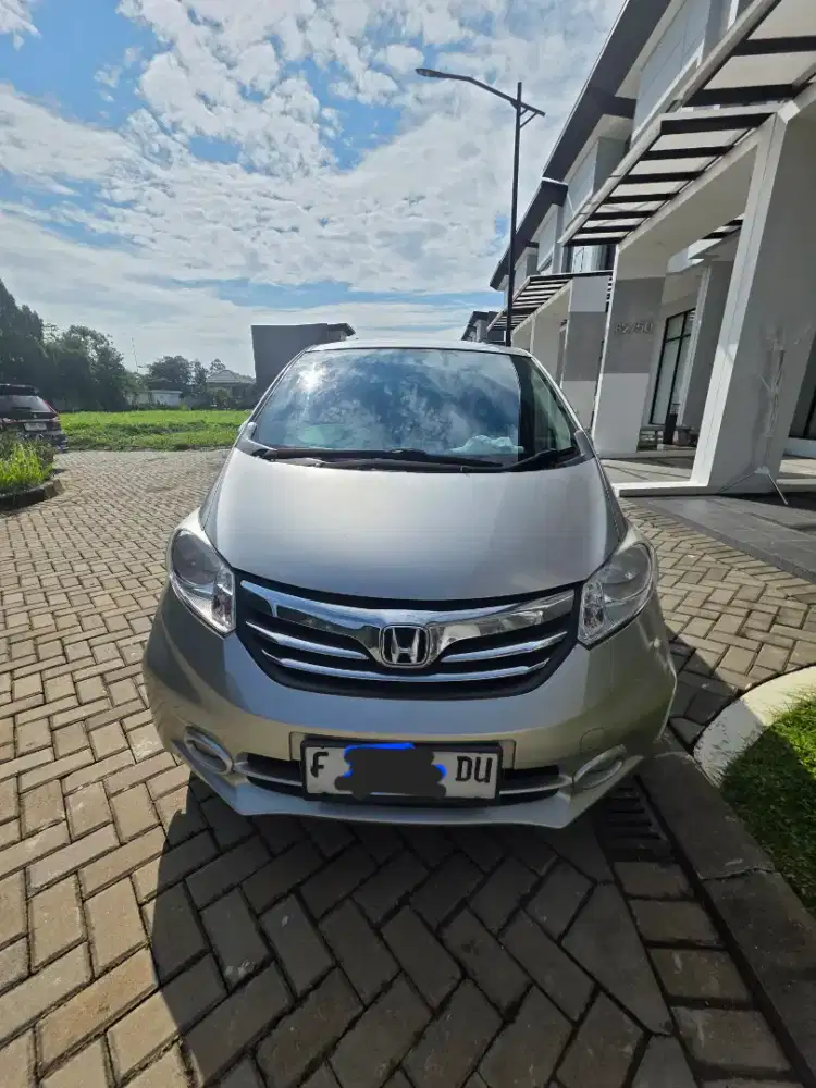 Honda Freed 2013 tipe E PSD Double Blower