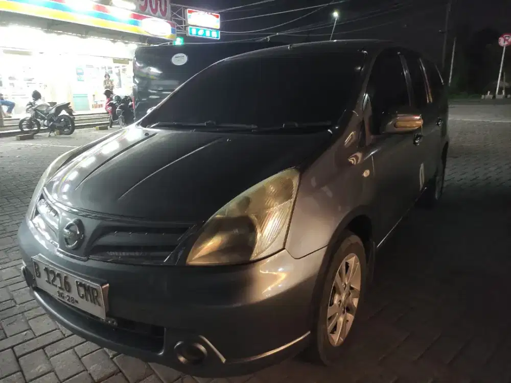 Nissan Grand Livina SV Manual 2012