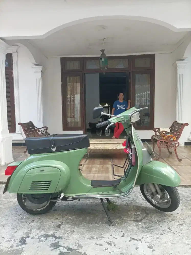 Vespa PTS 90 spesial small frame