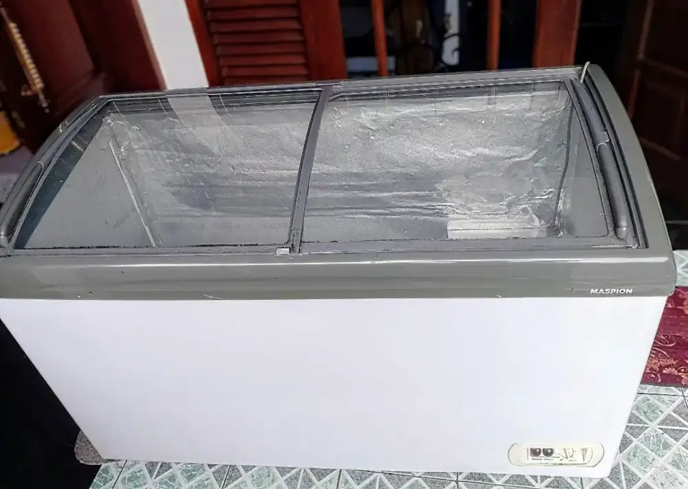 Freezer Maspion 400 L pintu sliding