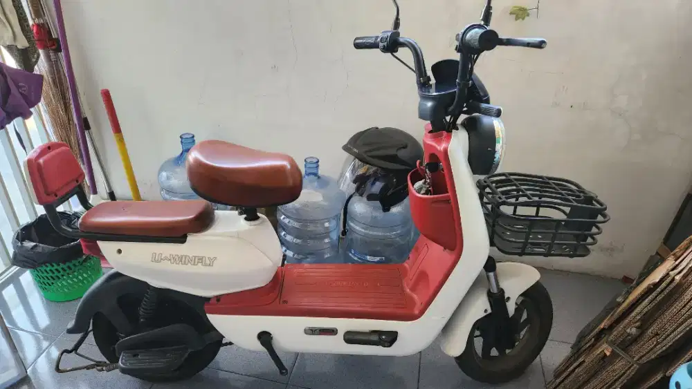 Sepeda Listrik Uwinfly D7S Mulus Minus Pemakaian