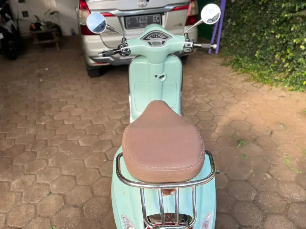 Vespa Primavera 2021 Green Relax