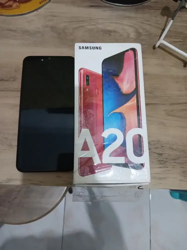 Samsung A20 bekas