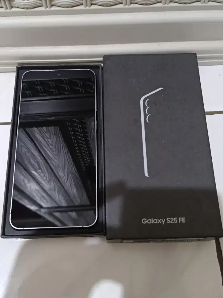Samsung s25 fe 8/256