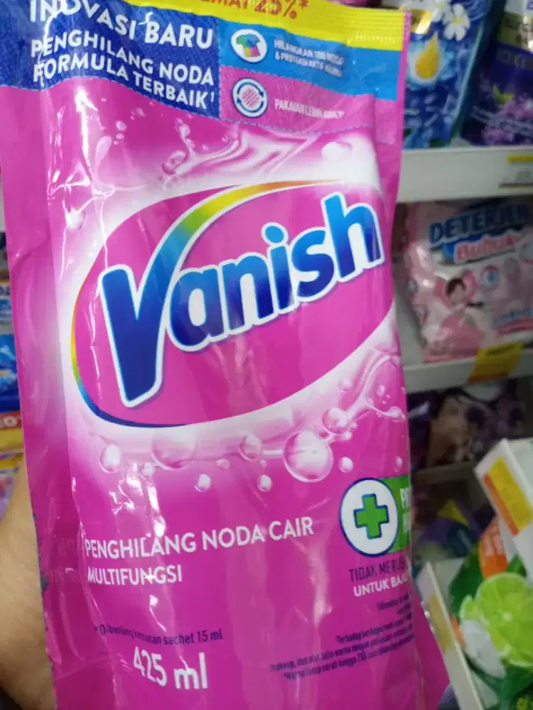 Vanish penghilang noda cair 425 ml