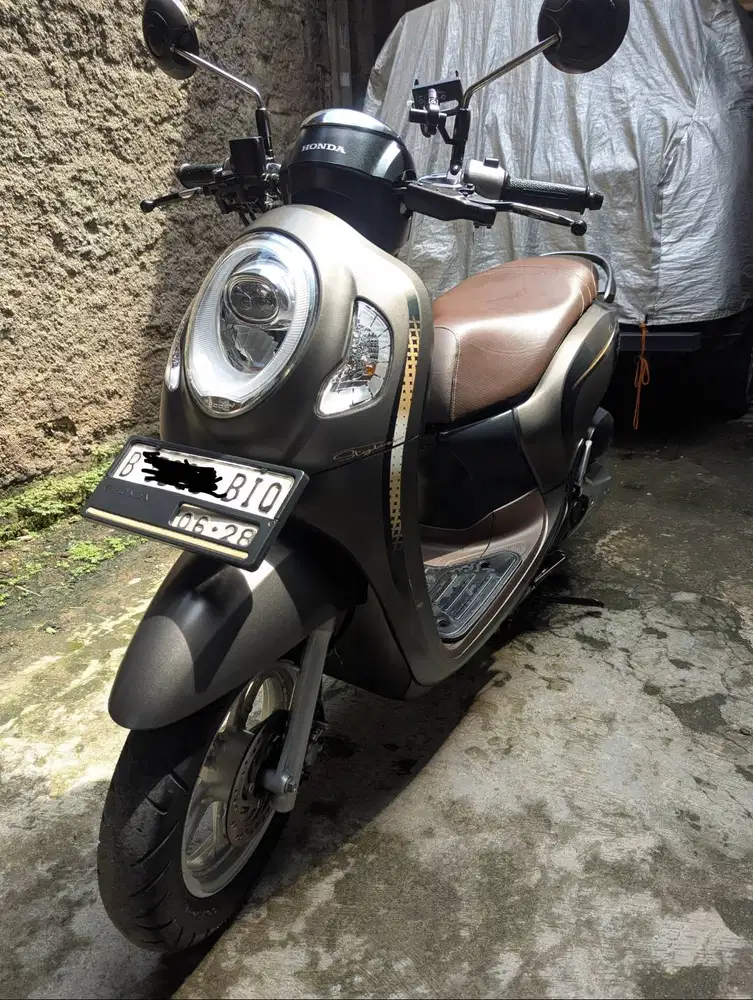 SCOOPY PRESTIGE 2023