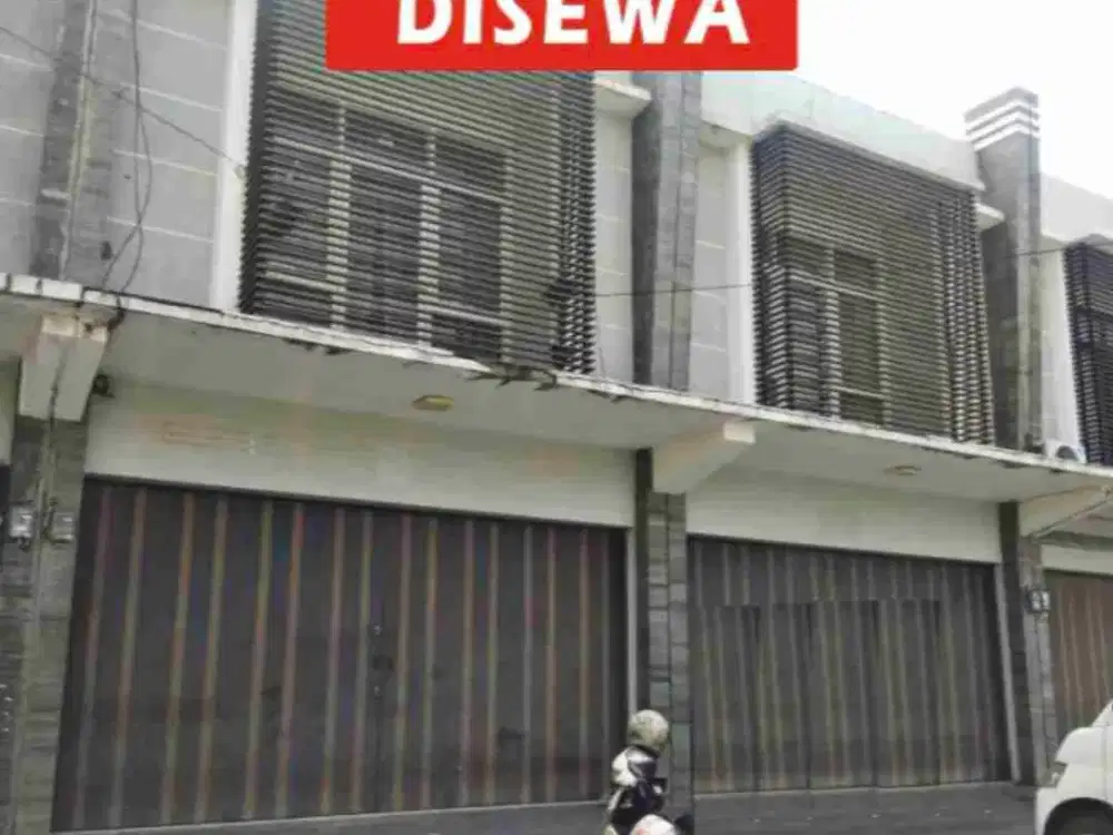 Ruko Cantik 2 unit jadi 1 Disewakan di Taman Kopo Ketapang Bandung