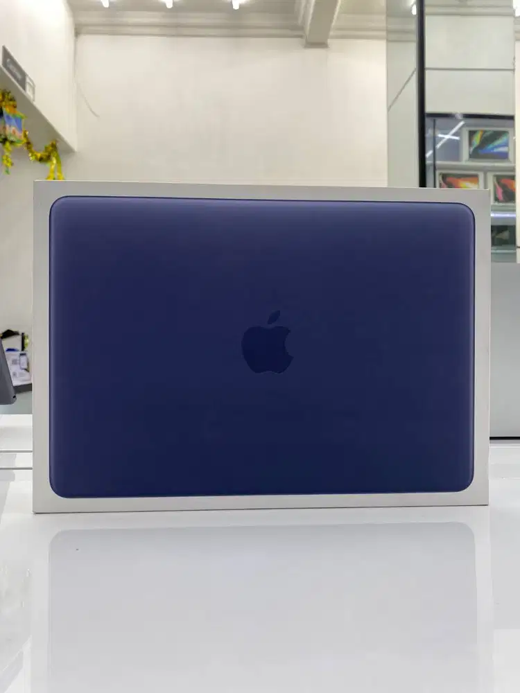 NEW MACBOOK NEO 8/256 GB 13 INDIGO
