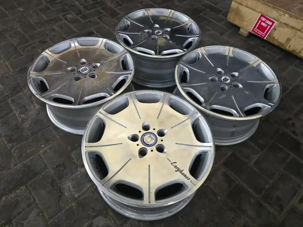 Velg HRE R18 Mercy Innova Reborn Zenix Xpander Xtrail Captiva Alphard