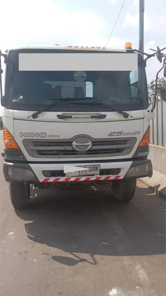 HINO LOHAN SG 260 2013