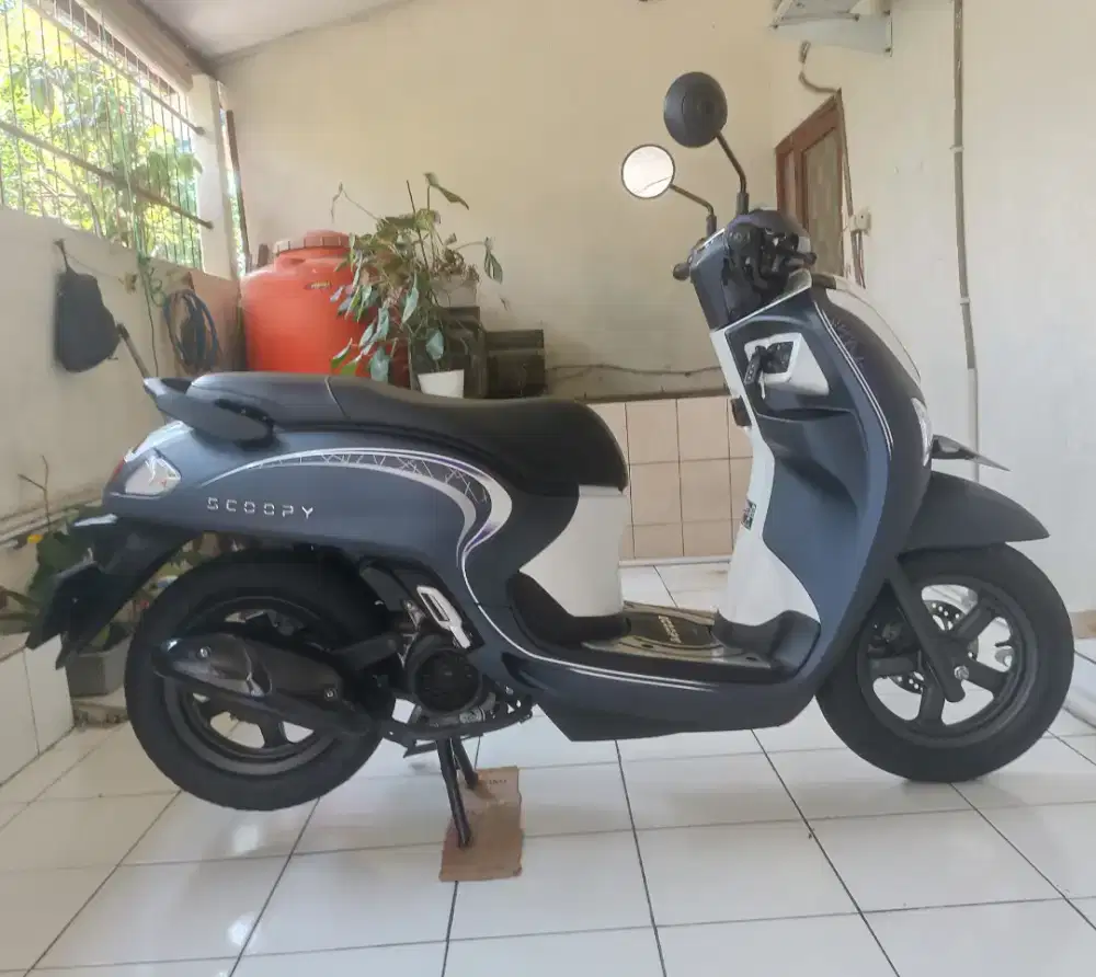 Honda scoopy Fashion tahun 2025 bln 11 km 2000