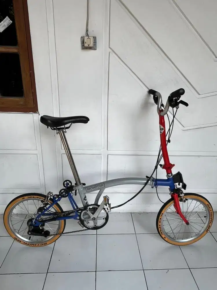 SEPEDA LIPAT BROMPTON  H6E
