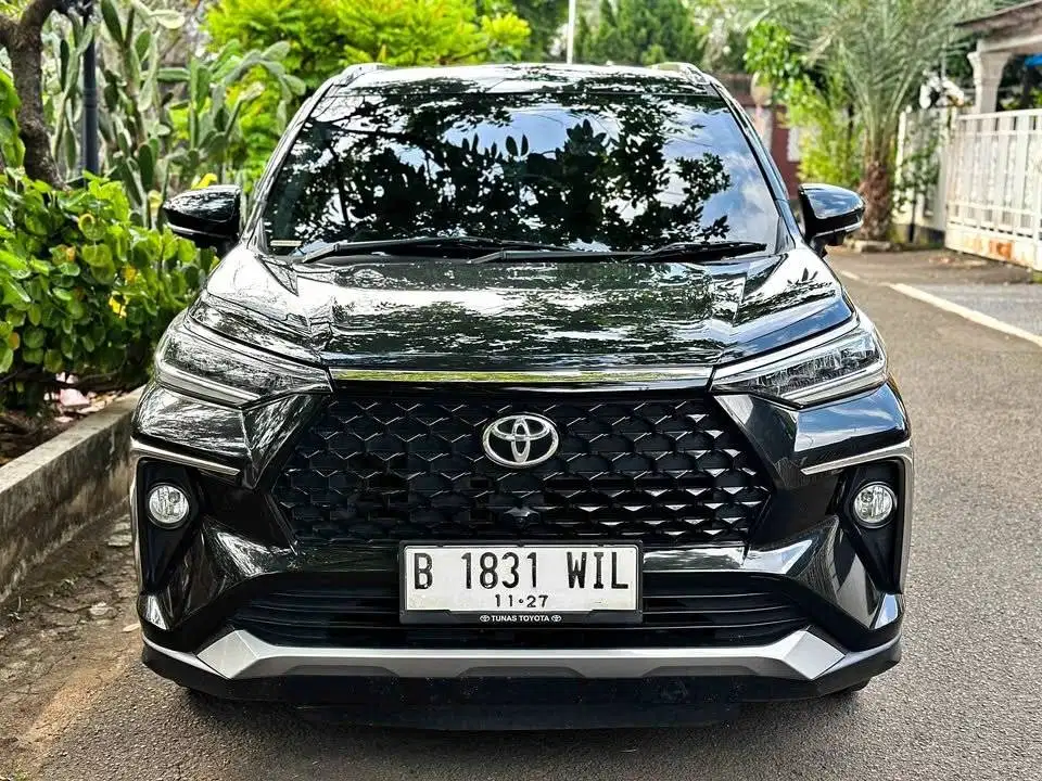 Toyota Veloz Q Non TSS AT Hitam 2022 LOW KM