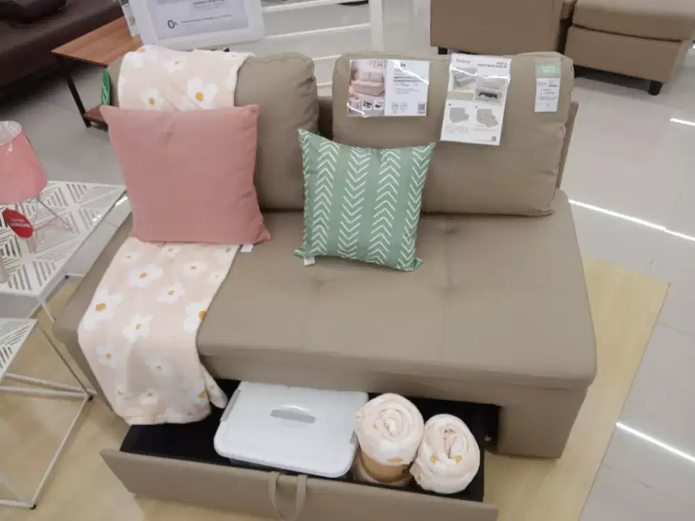 Sofa 2 Seater  . Toshi S2 + Strorage