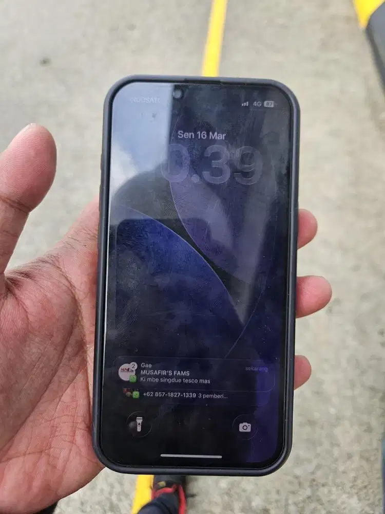 Iphone 16e garansi resmi