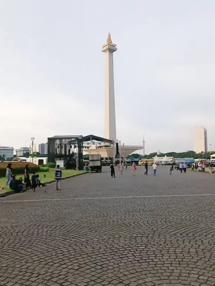 Jaga anak perempuan