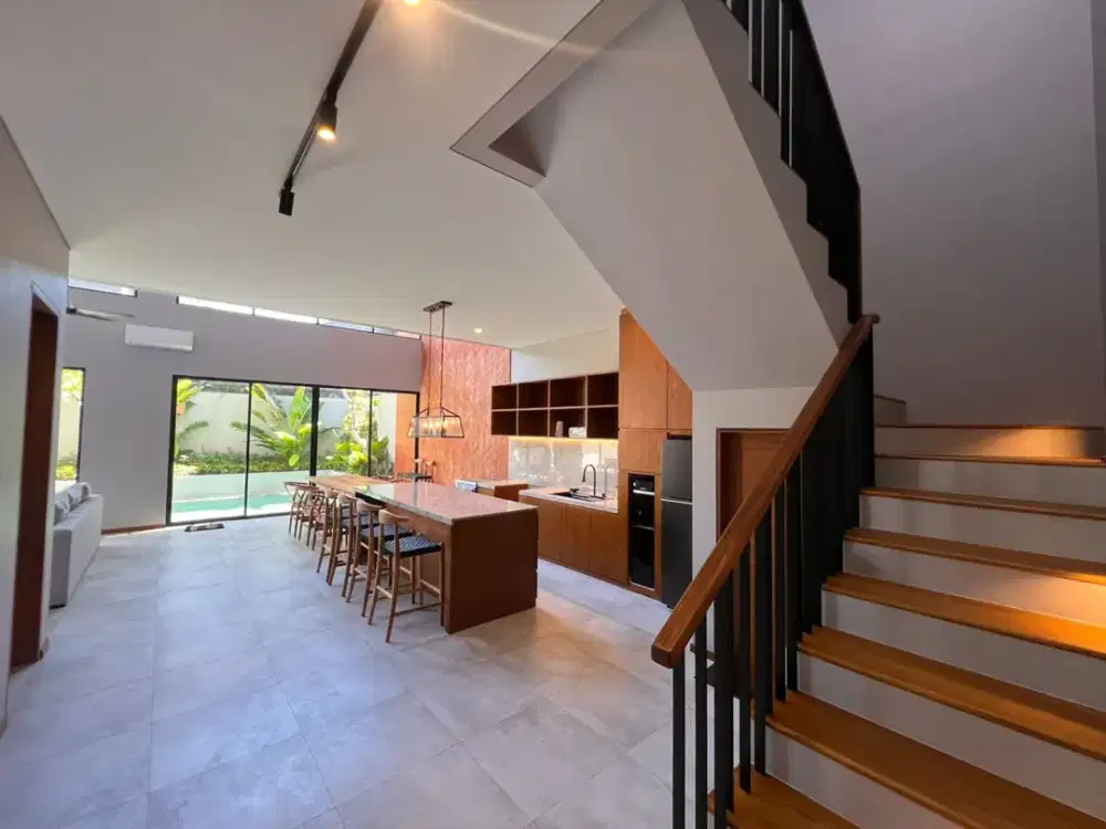 For Sale Villa New Lantai 2 Full Furnished Di Jalan Danau Tondano Sanur Bali. Dekat Ke Pantai Sanur, Renon,