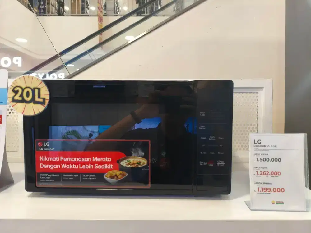 CASH & KREDIT LG Microwave MS2042DB SOLO 20L