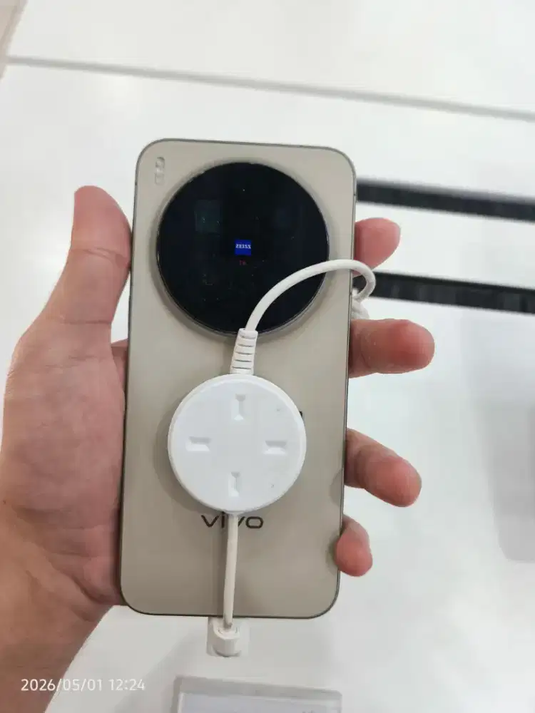 VIVO X300 SERIES