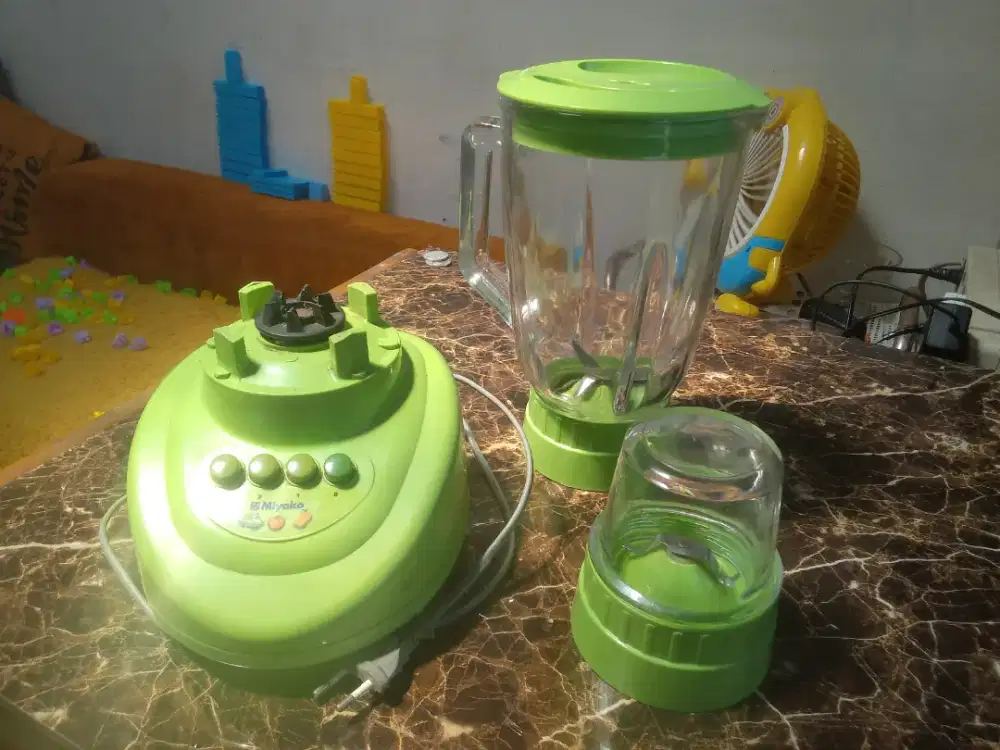 Blender Miyako green