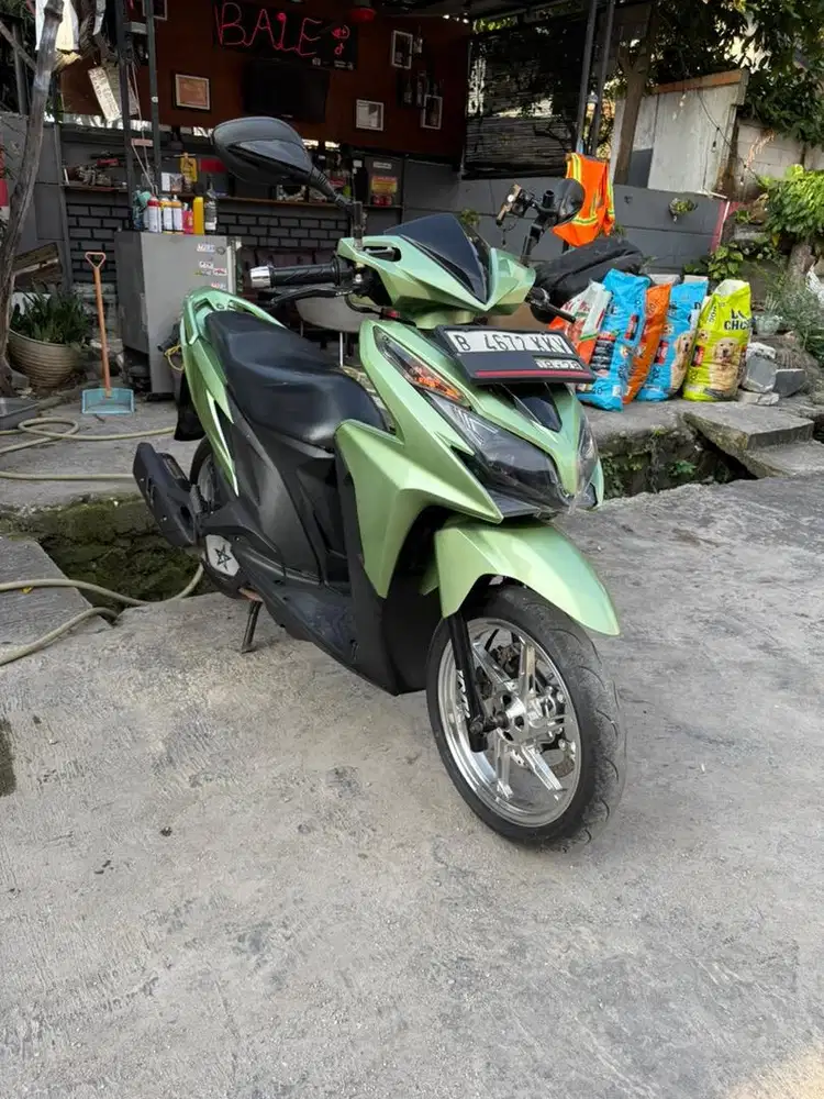 HONDA VARIO 125 KZR ISS 2013 PROPER