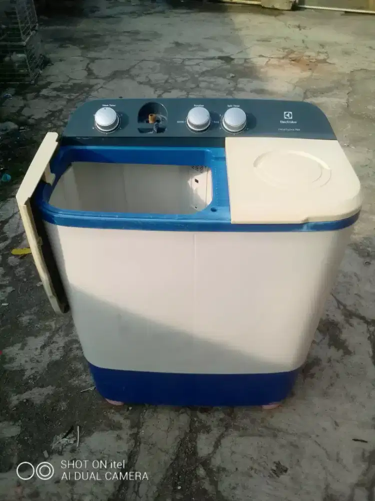 Jual mesin cuci merek elektrulux kapasitas 8 kg normal semua