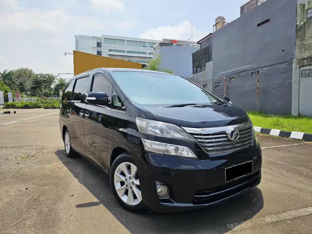 Toyota Alphard CASH 2010