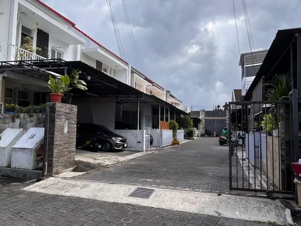 Dijual Rumah Lantai 2 Semi Furnish Lokasi Di Jalan Tukad Irawadi Resident Panjer Denpasar Selatan Bali. Dekat Ke Sesetan, RS Sanglah, Renon, Sanur Bal