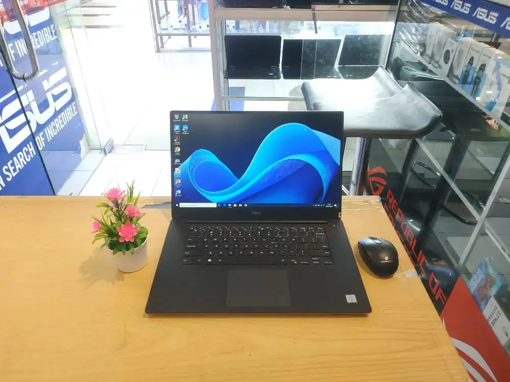 TINGGAL PAKE LAPTOP DELL PRECISION 5510 CORE i7 NVIDIA