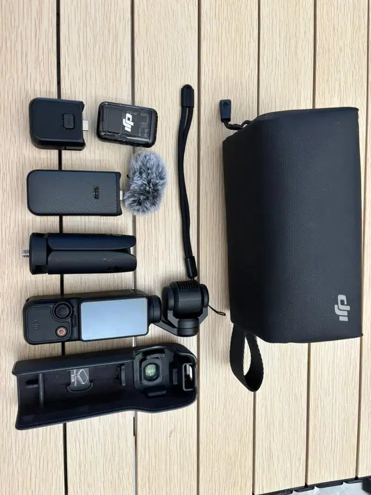 Jual DJI Osmo Pocket 3 Creator Combo