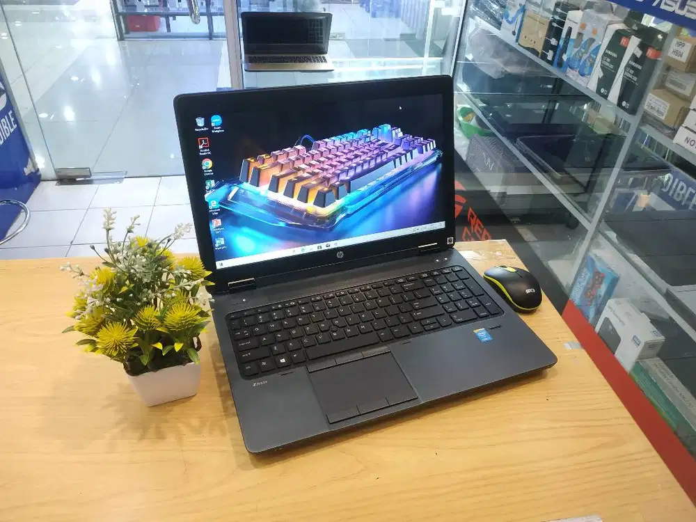 TINGGAL PAKE LAPTOP HP ZBOOK 15 G2 CORE i7 RAM 16GB NVIDIA QUADRO