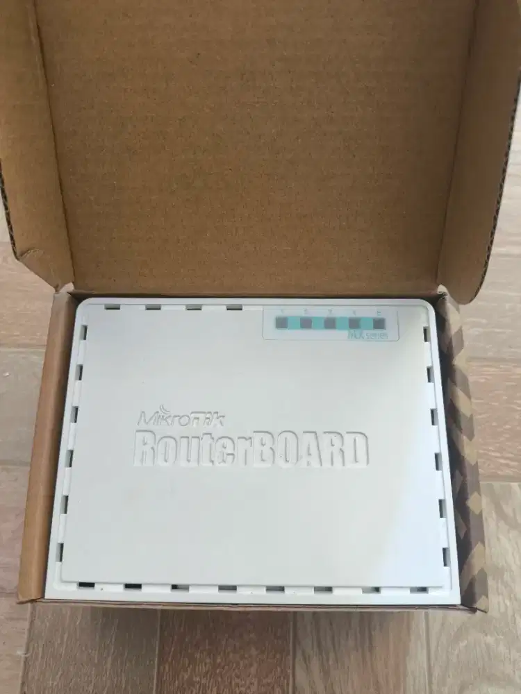 Mikrotik hEX RB750 GR3