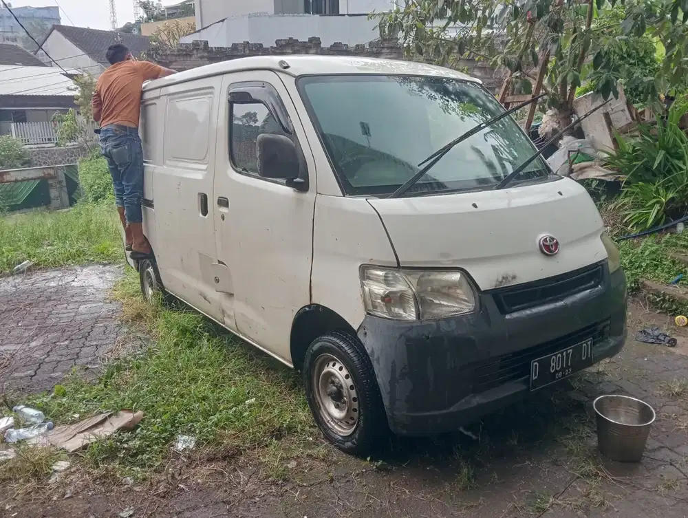 Daihatsu Gran max 2011 Bensin